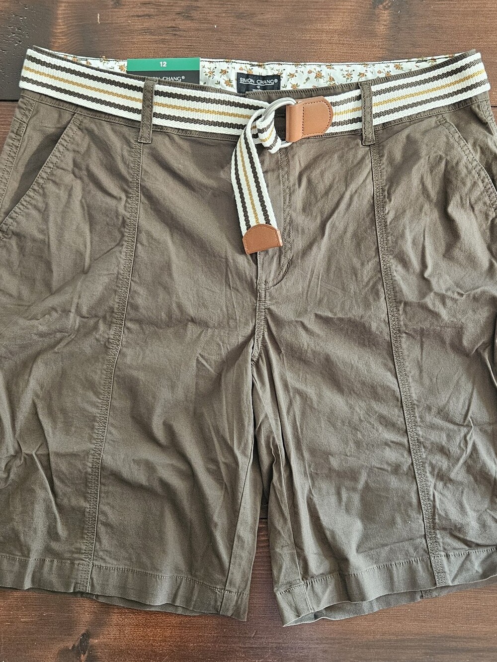 NWT Simon Chang Size 12 Women's Olive Army Green Cotton Cargo Roll-Up Shorts